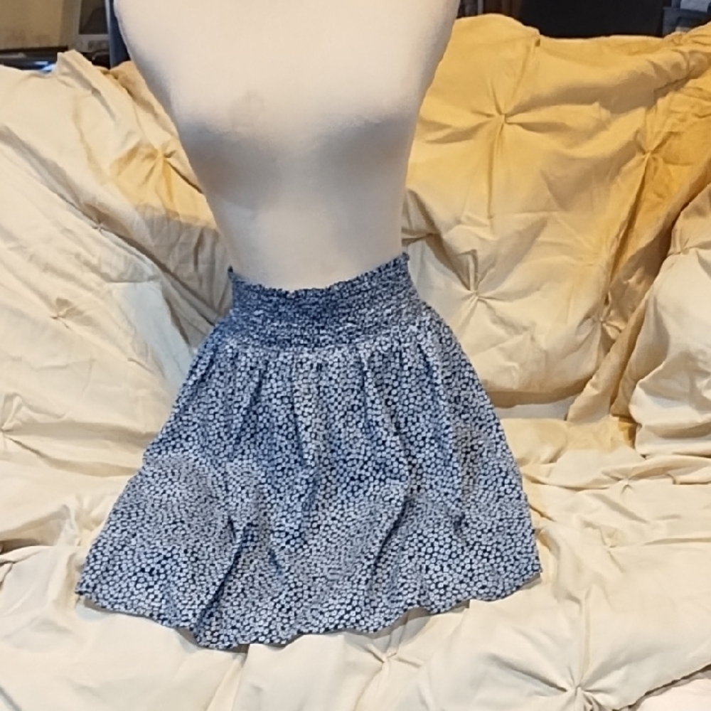 Old Navy Blue Printed Smocked-Waist Mini Skirt